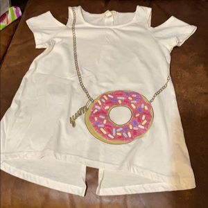 Jessica Simpson White Donut Purse shirt